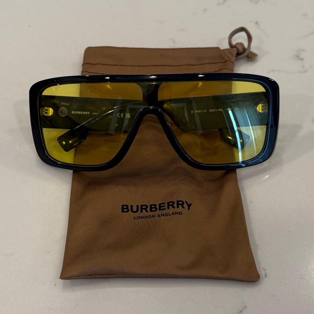 Burberry Unisex Sunglasses BE 4401U 3001/85